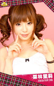 นักแสดงสาวหน้าใส สายตาชวนหวั่นไหว “ริริ คุริบายาชิ” สบตาเพียงนาทีเดียวก็ทำหัวใจละลาย